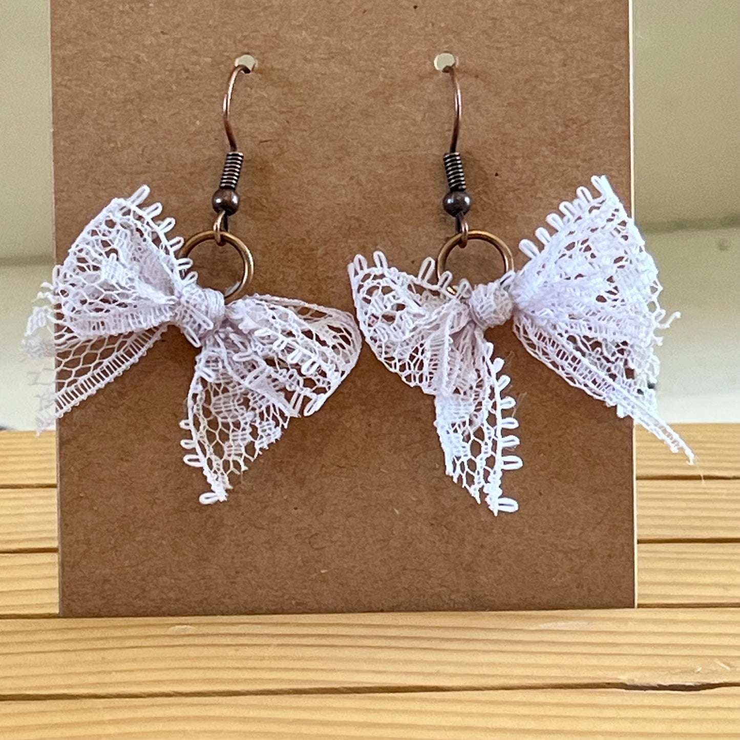 Vintage lace earrings light grey bow earrings