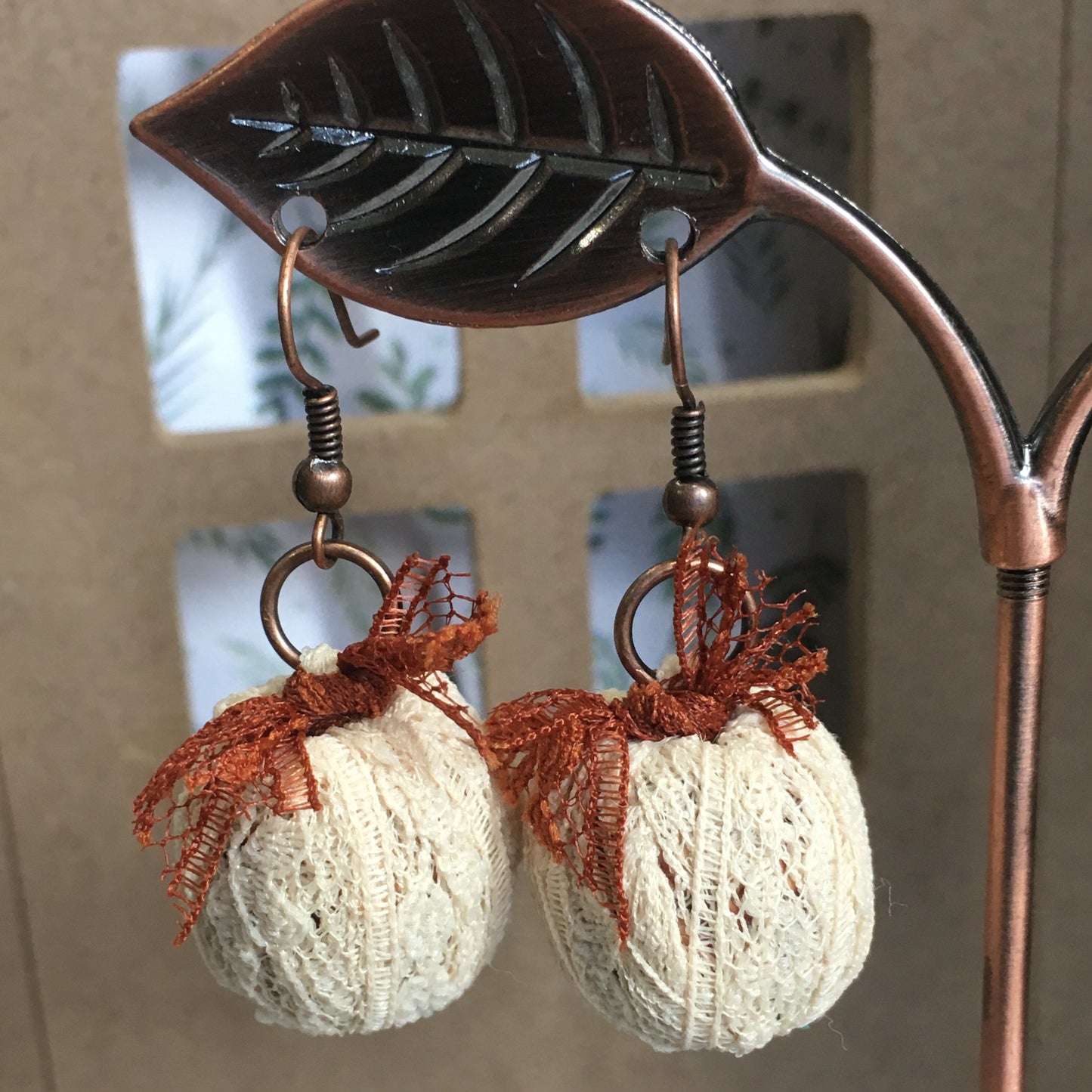 Cream Pumpkin Lace Bead Earrings