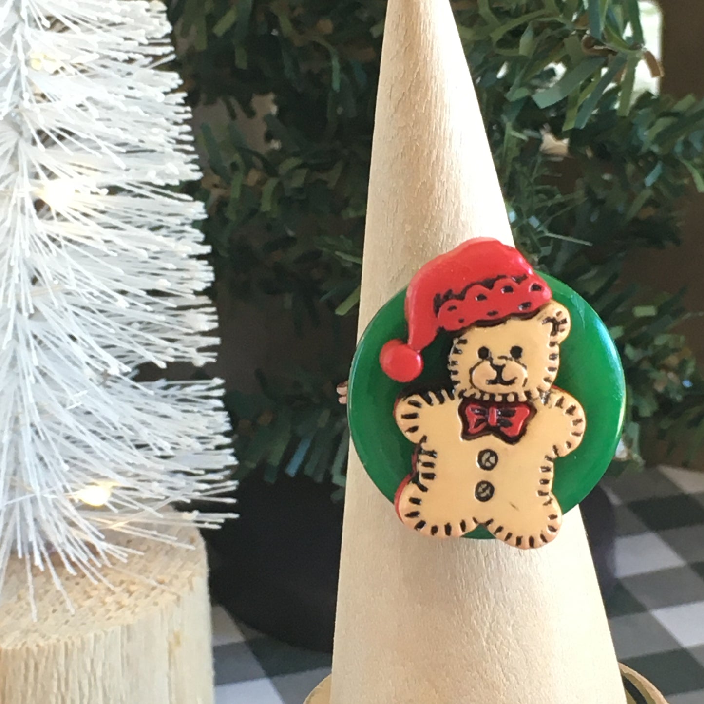 Christmas Button Ring Green Bear