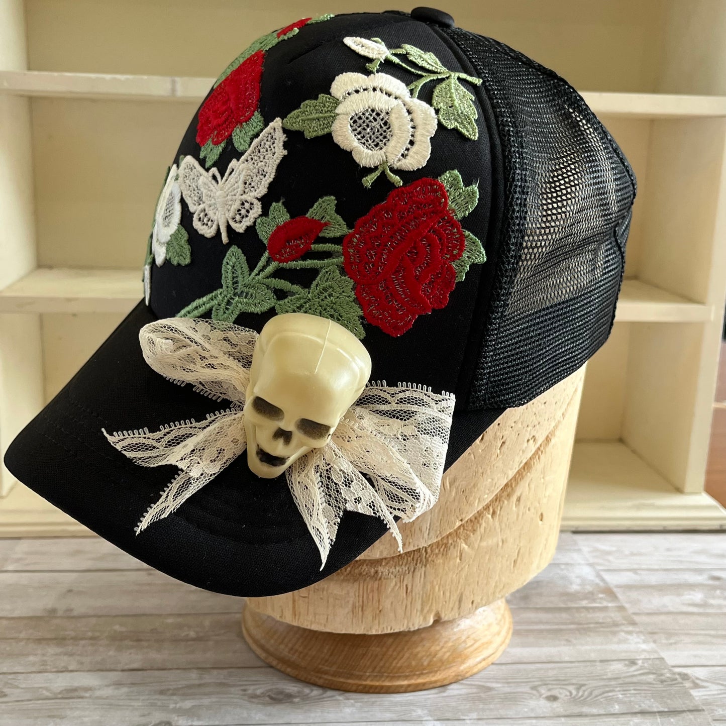 Skull and Roses Trucker Hat
