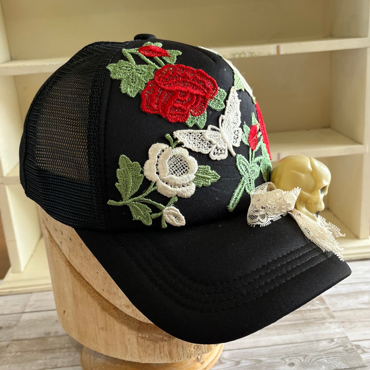 Skull and Roses Trucker Hat